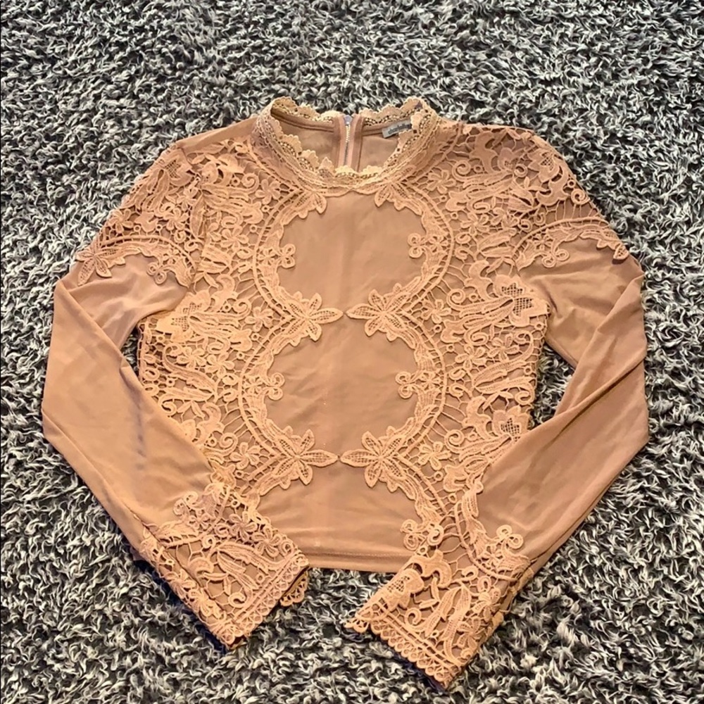 6/$25!! Charlotte Russe tan long sleeve crop top